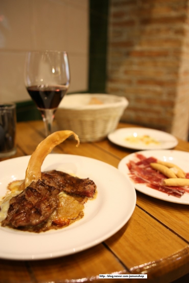 jamonfive_5j_12.jpg