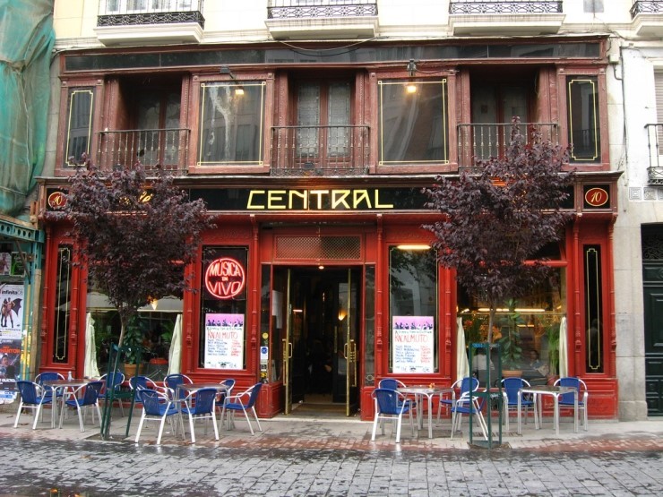 cafe_central_1.jpg